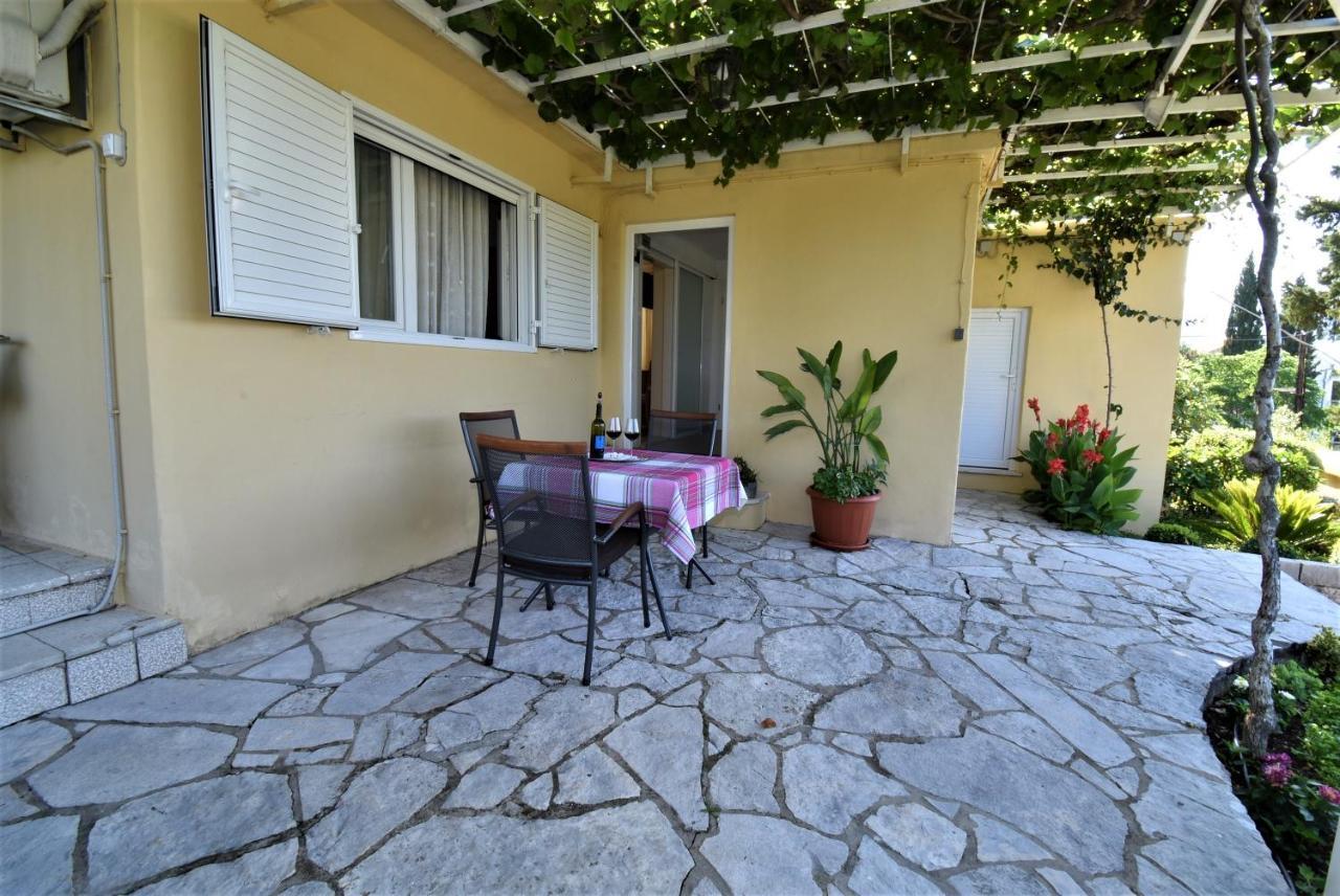 מליני Guesthouse Kanjuo מראה חיצוני תמונה