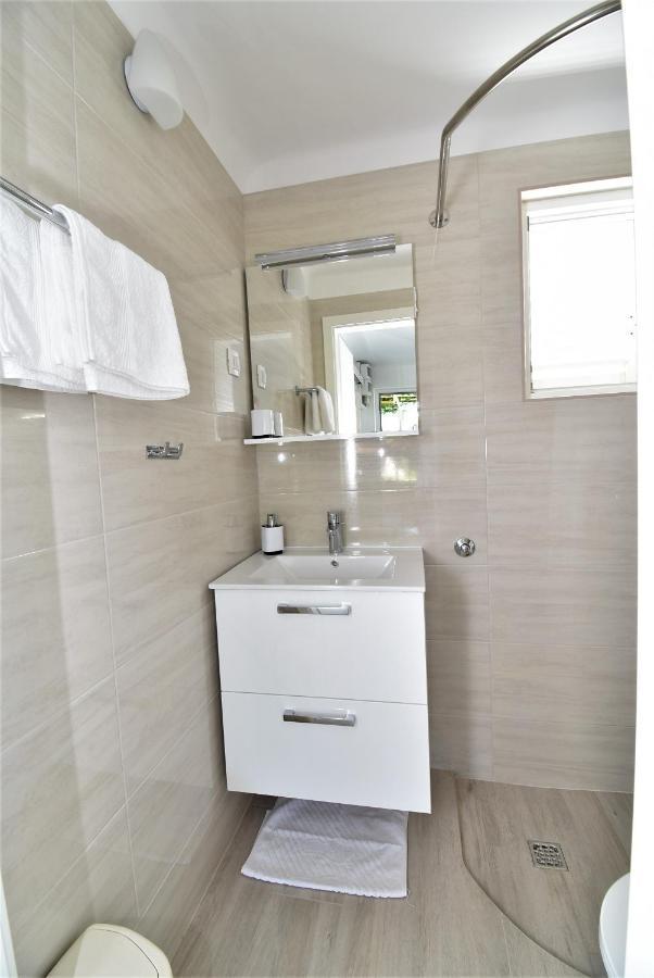 מליני Guesthouse Kanjuo מראה חיצוני תמונה