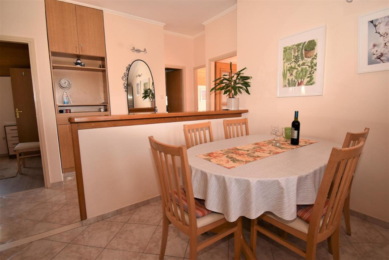 מליני Guesthouse Kanjuo מראה חיצוני תמונה