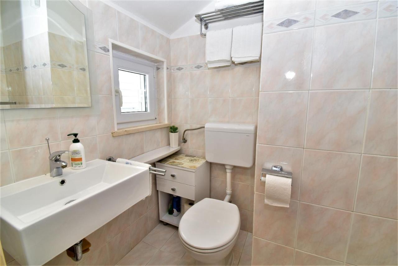 מליני Guesthouse Kanjuo מראה חיצוני תמונה