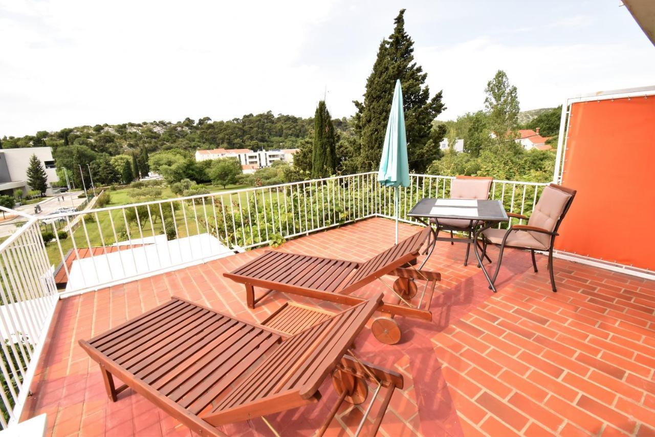 מליני Guesthouse Kanjuo מראה חיצוני תמונה